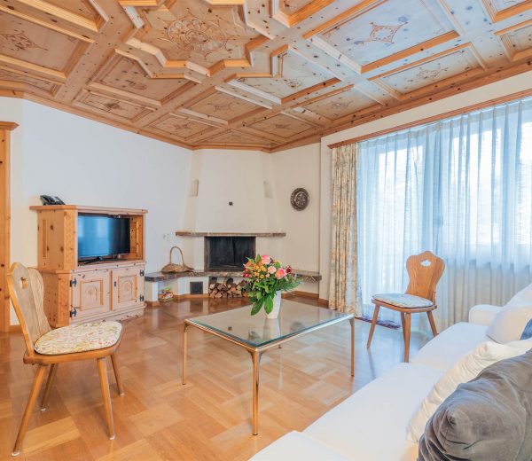 Wohnzimmer im Appartment des Hotels Corvatsch