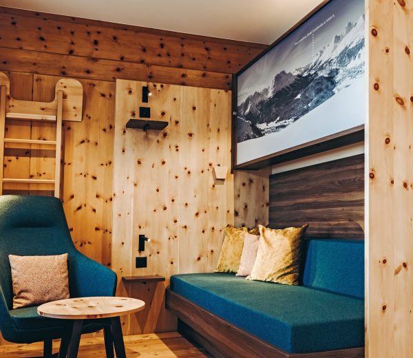 Bunk beds with sofa function in the family room Hotel Laudinella